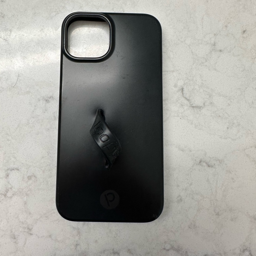 Loopy case for IPhone 13. Used a couple of times, in really good condition!